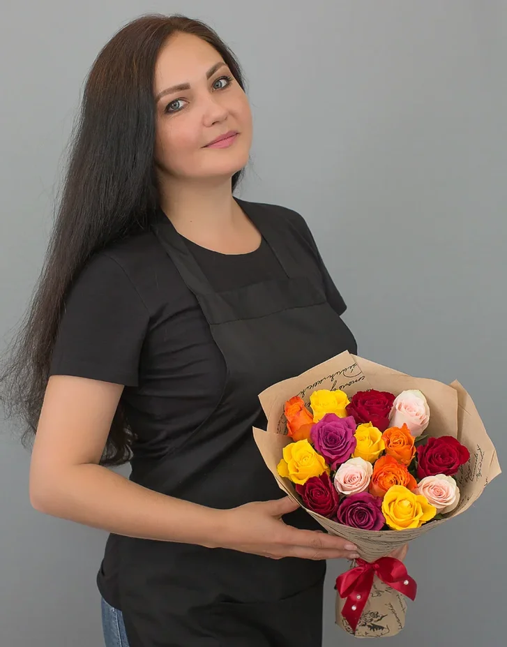 картинка Букет из 15 роз (35-40 см) от магазина ЦВЕТТОРГ