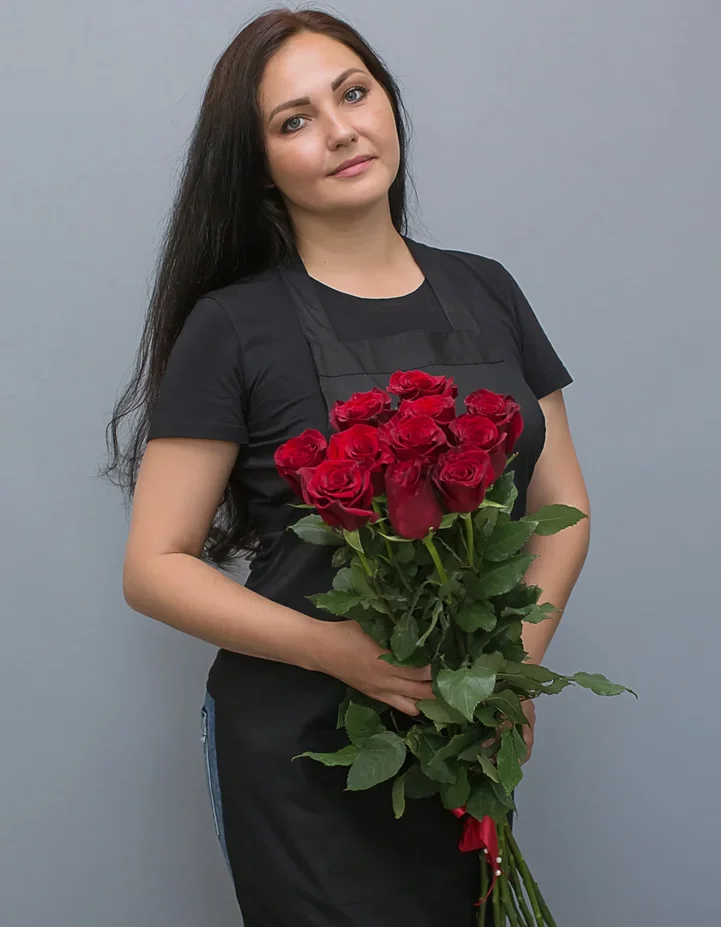 картинка Букет из 11 красных роз (80-90 см) от магазина ЦВЕТТОРГ